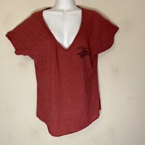 Arkansas Razorback Red T Shirt Women’s V Neck Venley  Size XL Fitted Hog Logo